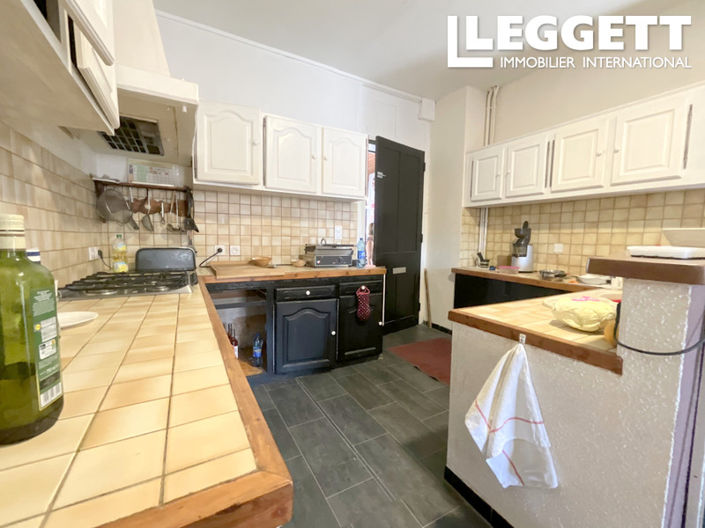 Image No.7-2 Bed Commercial for sale