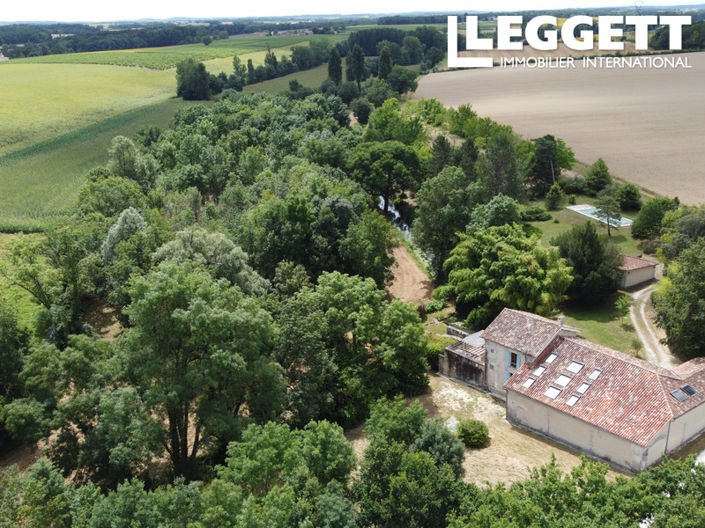 Image No.2-4 Bed House for sale