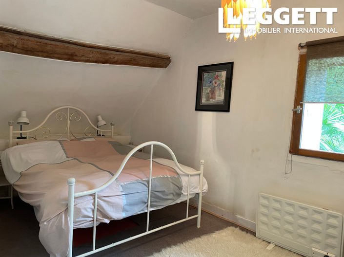 Image No.10-4 Bed House for sale