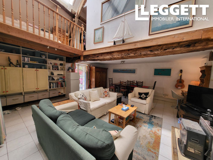 Image No.8-4 Bed House for sale