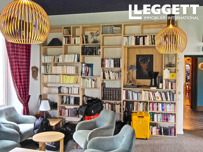 Image No.4-28 Bed Commercial for sale