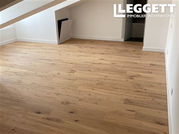 ahr0chm6ly9jzg4uagvzdglhlmltbw8vaw1hz2uvvevom