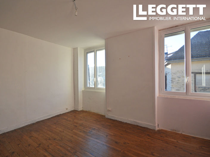 Image No.4-4 Bed House for sale