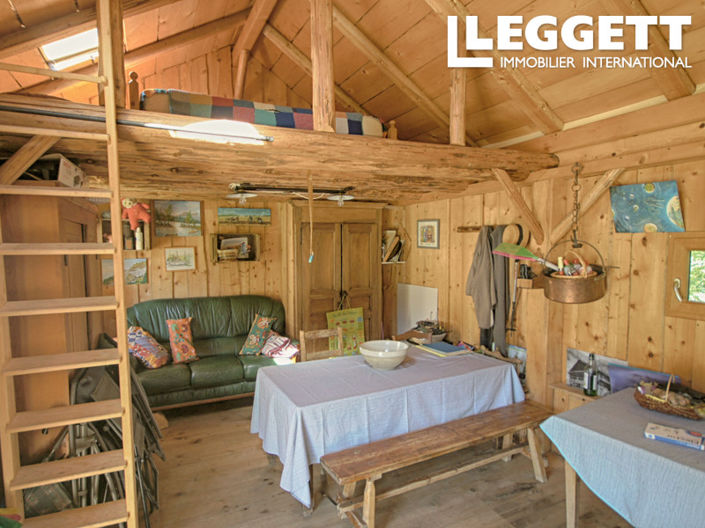 Image No.7-5 Bed House for sale