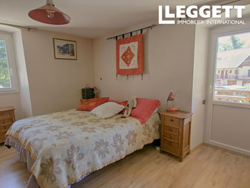 ahr0chm6ly9jzg4uagvzdglhlmltbw8vaw1hz2uvvevom