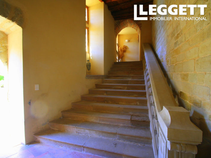 Image No.6-9 Bed Chateaux for sale