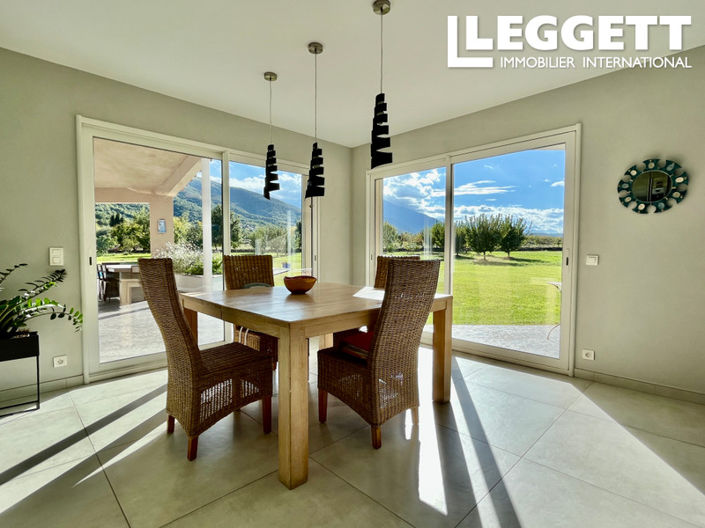 Image No.4-4 Bed House for sale