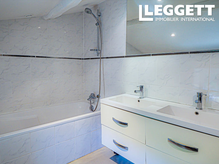 Image No.9-4 Bed House for sale