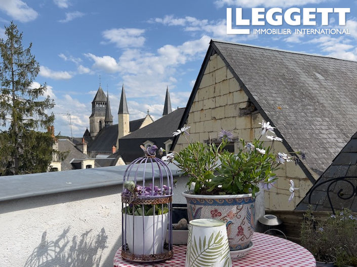 Image No.2-4 Bed House for sale