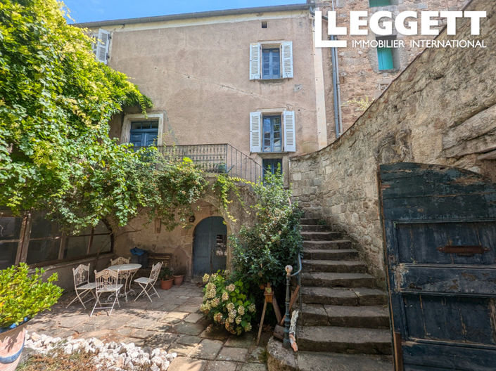 Image No.2-8 Bed House for sale