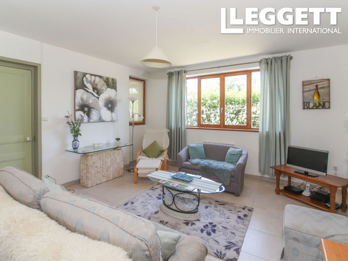 Image No.4-2 Bed House for sale