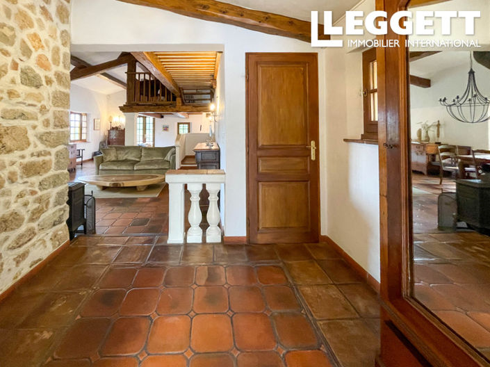 Image No.7-4 Bed House for sale