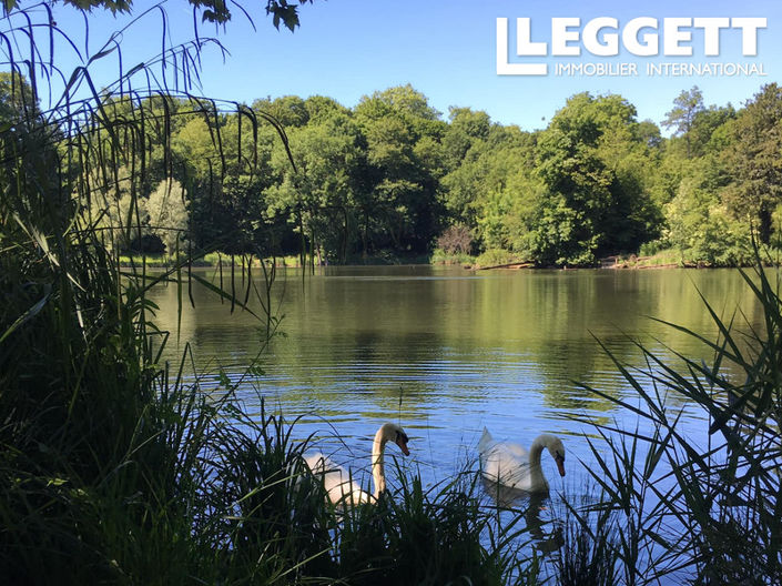 Image No.10-3 Bed Apartment for sale