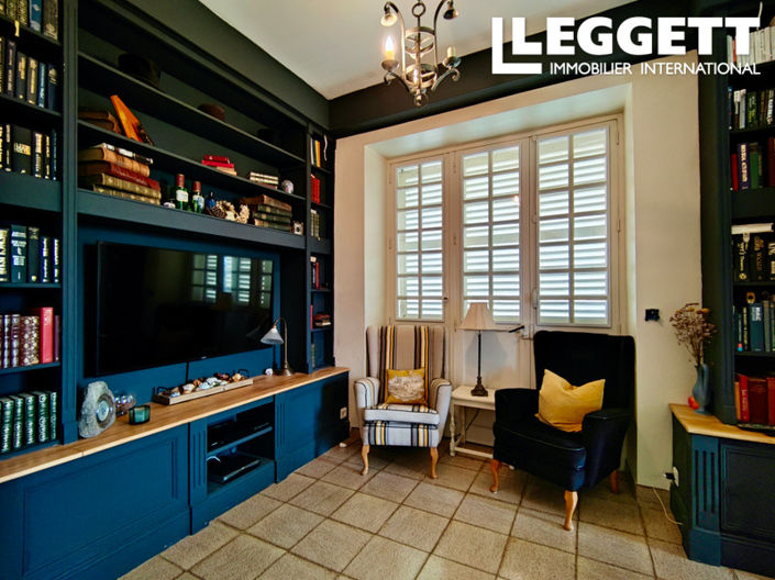 Image No.3-7 Bed Chateaux for sale