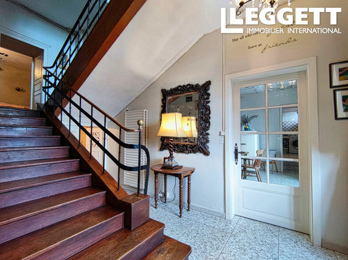 Image No.4-7 Bed Chateaux for sale