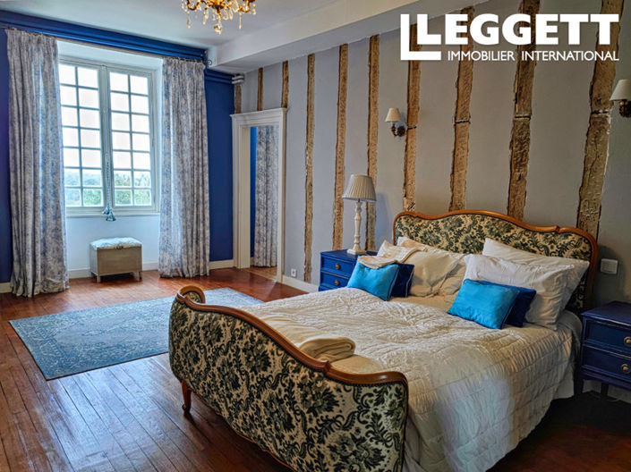 Image No.9-7 Bed Chateaux for sale