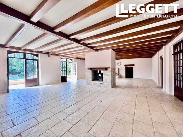 Image No.2-5 Bed House for sale