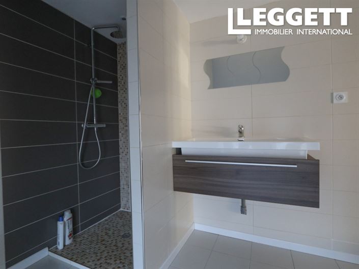 Image No.10-5 Bed House for sale