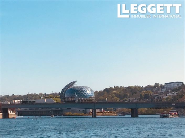 Image No.10-3 Bed Apartment for sale