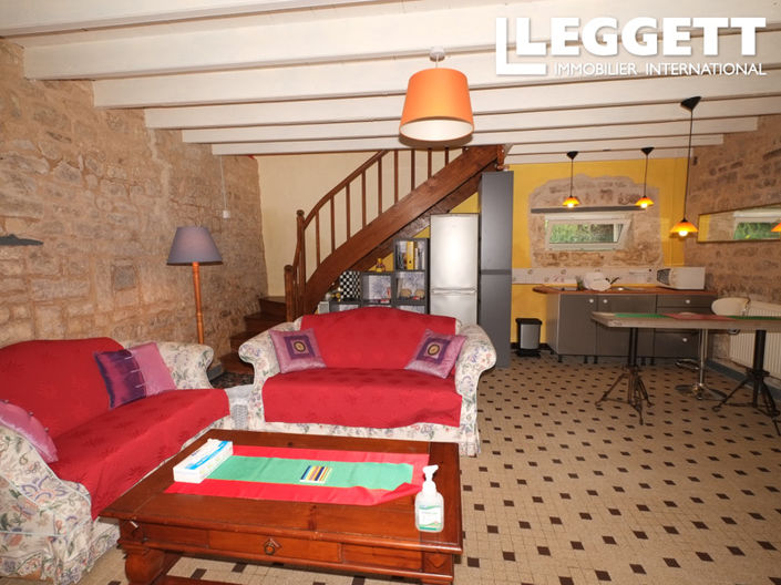 Image No.10-6 Bed House for sale