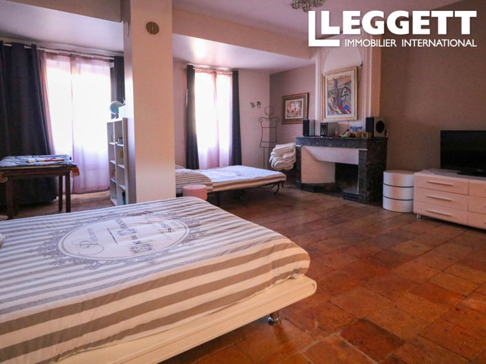 Image No.9-4 Bed House for sale