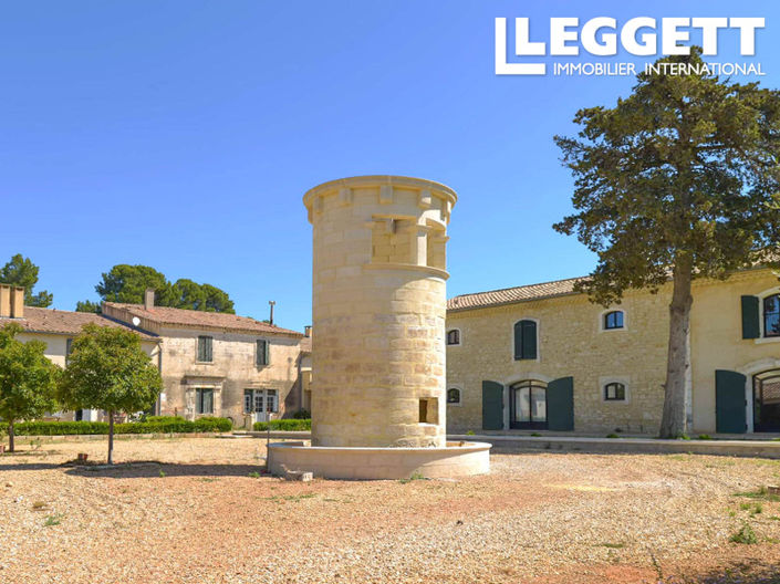 Image No.2-10 Bed House for sale