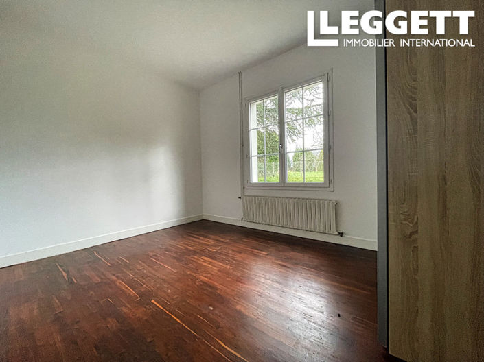 Image No.7-4 Bed House for sale