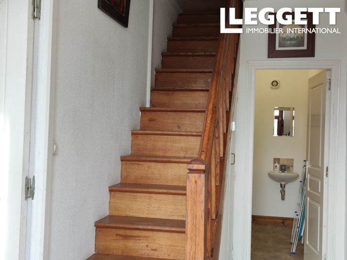 Image No.6-3 Bed House for sale