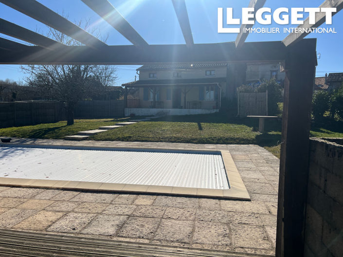 Image No.10-3 Bed House for sale