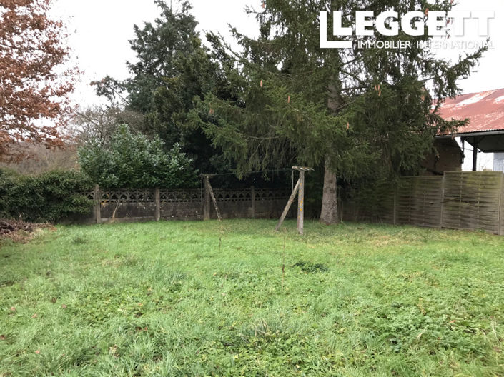 Image No.8-2 Bed House for sale