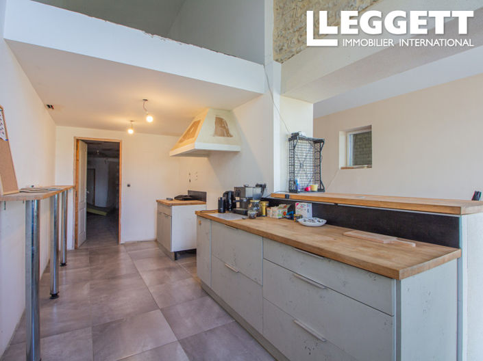 Image No.6-3 Bed House for sale