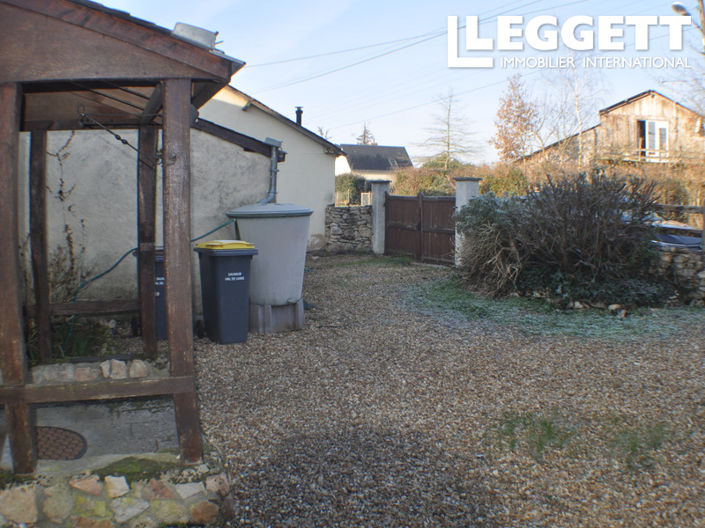 Image No.9-2 Bed House for sale