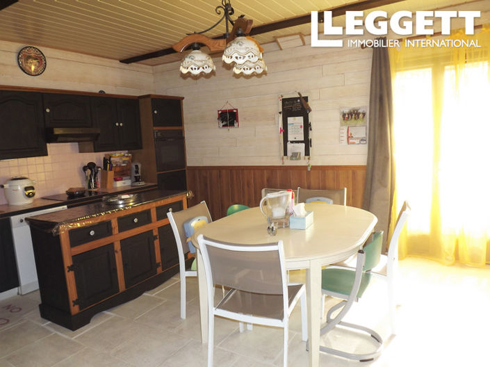 Image No.3-4 Bed House for sale