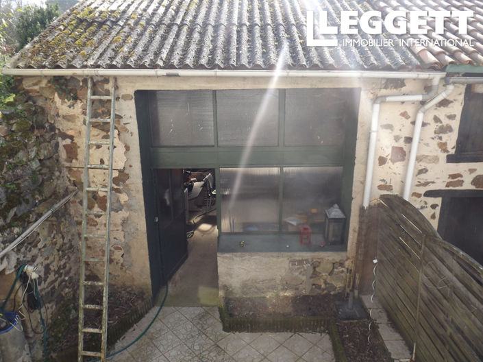 Image No.9-4 Bed House for sale