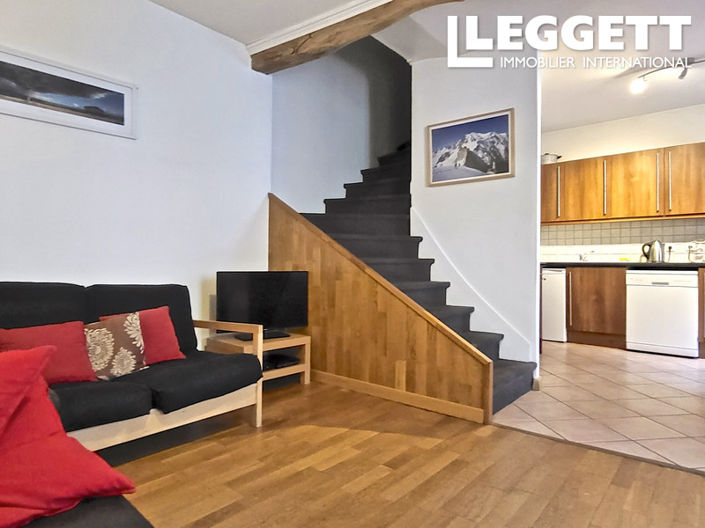 Image No.3-4 Bed House for sale