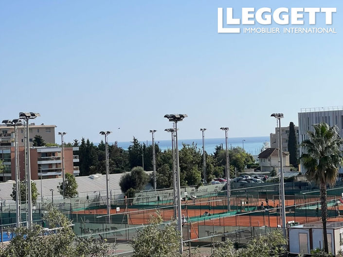 Image No.8-3 Bed Apartment for sale