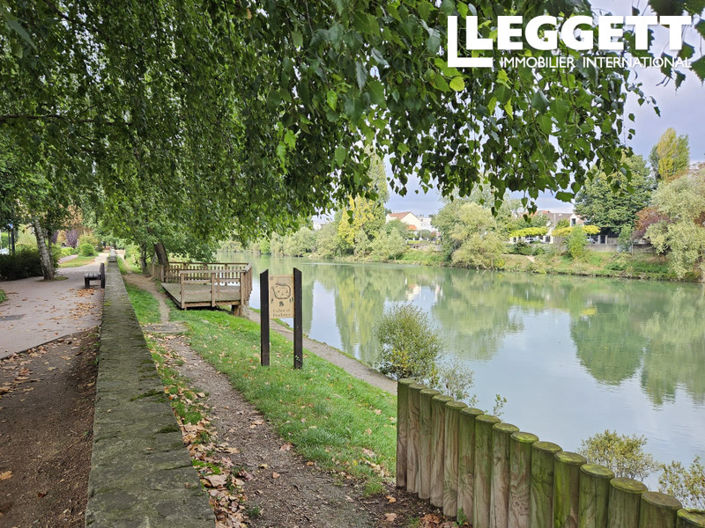 Image No.7-4 Bed House for sale