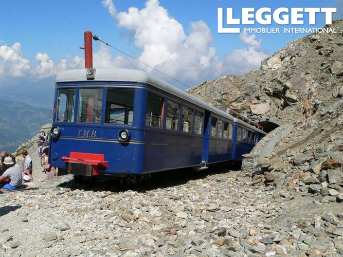 Image No.8-3 Bed Apartment for sale