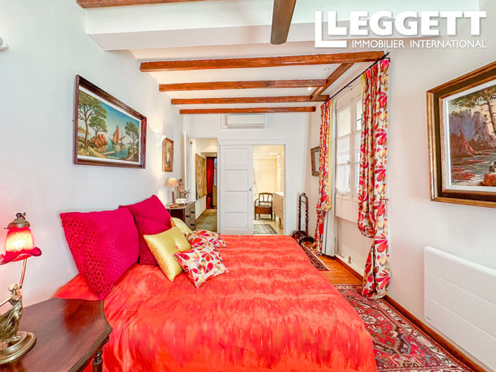 Image No.9-3 Bed House for sale