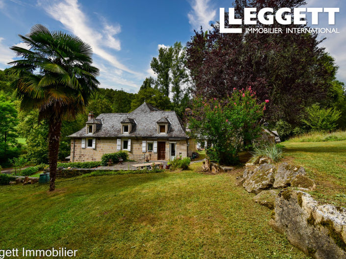 Image No.10-7 Bed House for sale