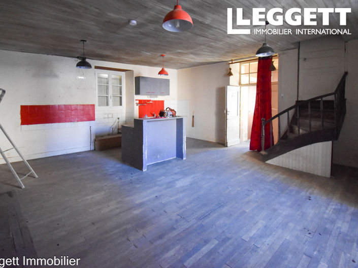 Image No.9-3 Bed House for sale