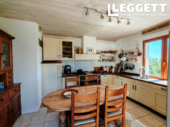 Image No.5-5 Bed House for sale