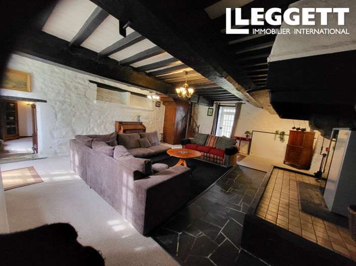 Image No.6-4 Bed House for sale