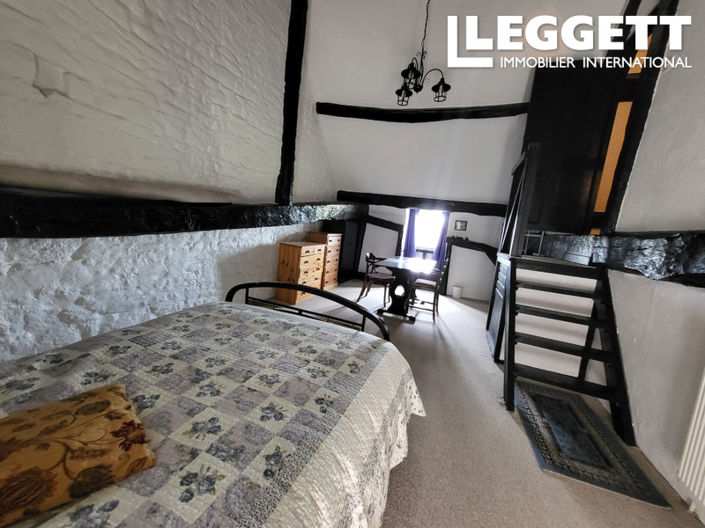 Image No.9-4 Bed House for sale