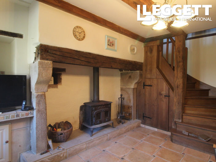 Image No.2-4 Bed House for sale