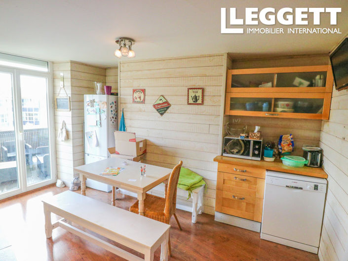 Image No.10-4 Bed House for sale