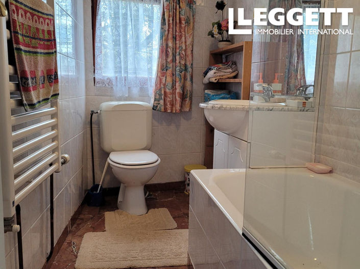 Image No.9-4 Bed House for sale