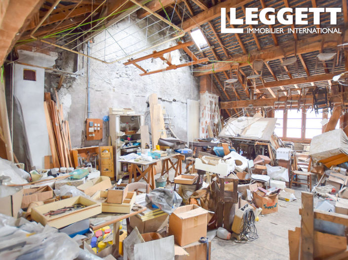 Image No.10-6 Bed House for sale