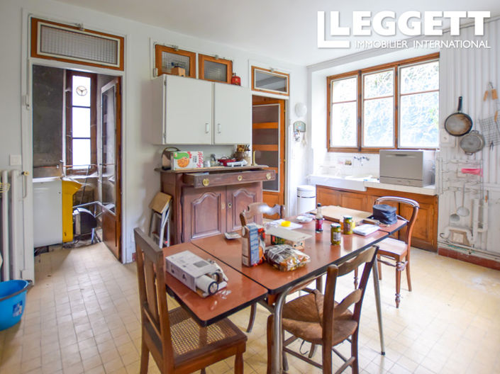 Image No.7-6 Bed House for sale