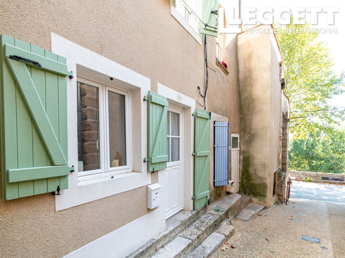 Image No.10-3 Bed House for sale